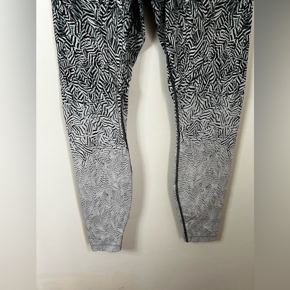 Lululemon Wunder Under Pant Hi-Rise Dazzle Nulux 50g Alpine White Black Size 12 - Picture 8 of 9